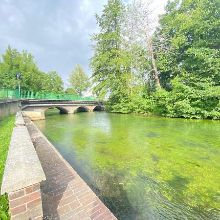 Maison Chaleureuse Avec Un Grand Jardin La Bonneville Exterior foto